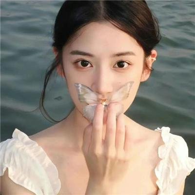 黑玫瑰公寓